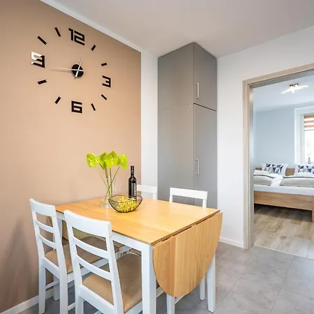 Habel, Myweek Apartmán