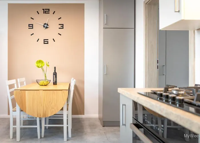 Habel, Myweek Apartament